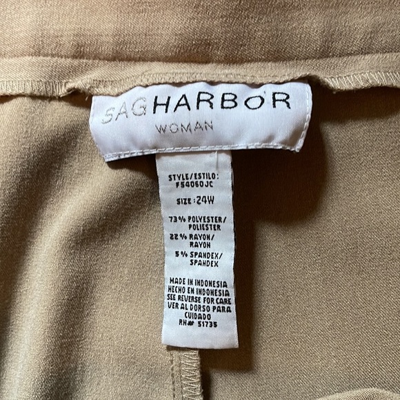 2 pair of Sag Harbor Woman size 24 pants. EUC - Picture 7 of 7